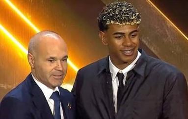 森林主帅：英超比欧联杯更重要，但我们也很重视欧联杯