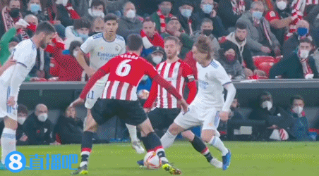 马丁内斯：现在我们可以畅想世界杯了；全队今天展示了责任感