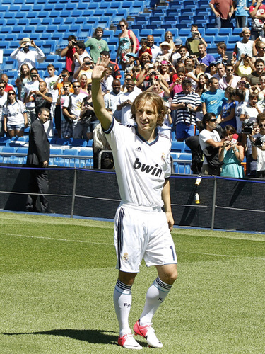 基耶利尼：我从不对球员发脾气；尤文最后一块拼图是体育总监