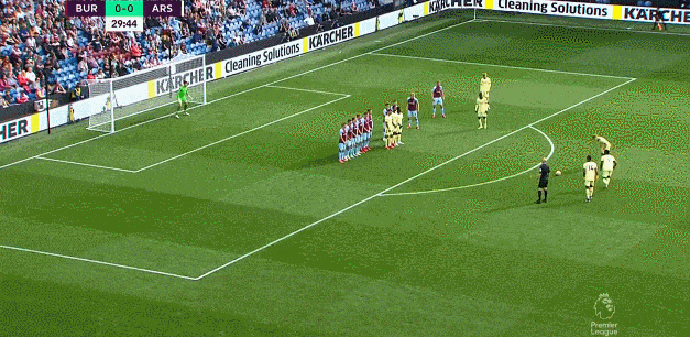 老佛爷祝贺克罗斯获德国骑士十字勋章：曾拥有过你是一种荣幸