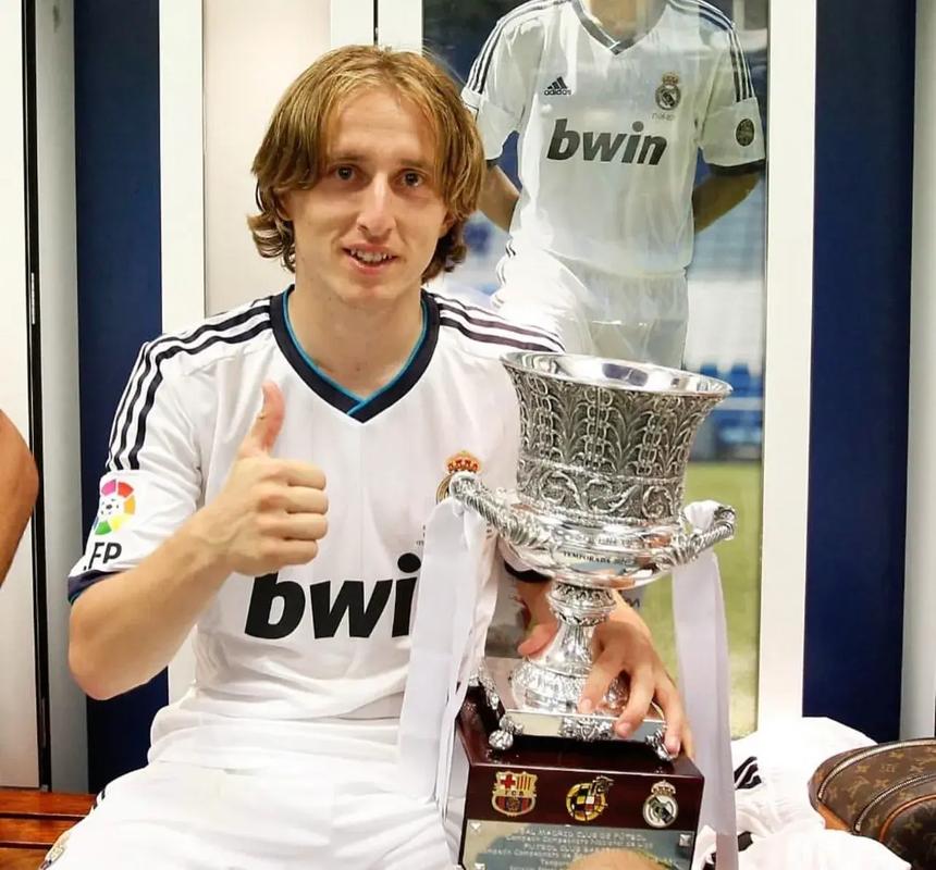 球报：谢尔德鲁普因分享未成年人性爱视频被判缓刑14天