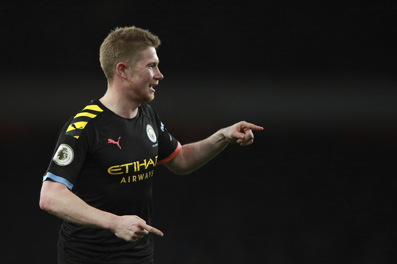 德比即将打响！枪手热刺发布对阵海报：萨卡、西蒙斯等人出镜