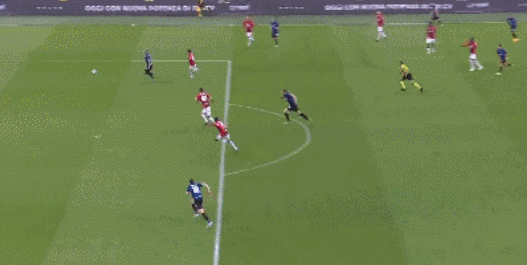 苏超奖杯由徐州企业使用3D打印打造，使用航天级钛合金